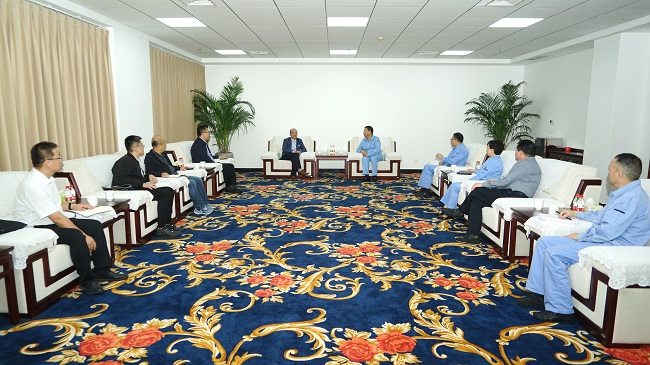 中鋁寧夏能源集團黨委書記、董事長丁吉林一行到萬基控股集團調(diào)研